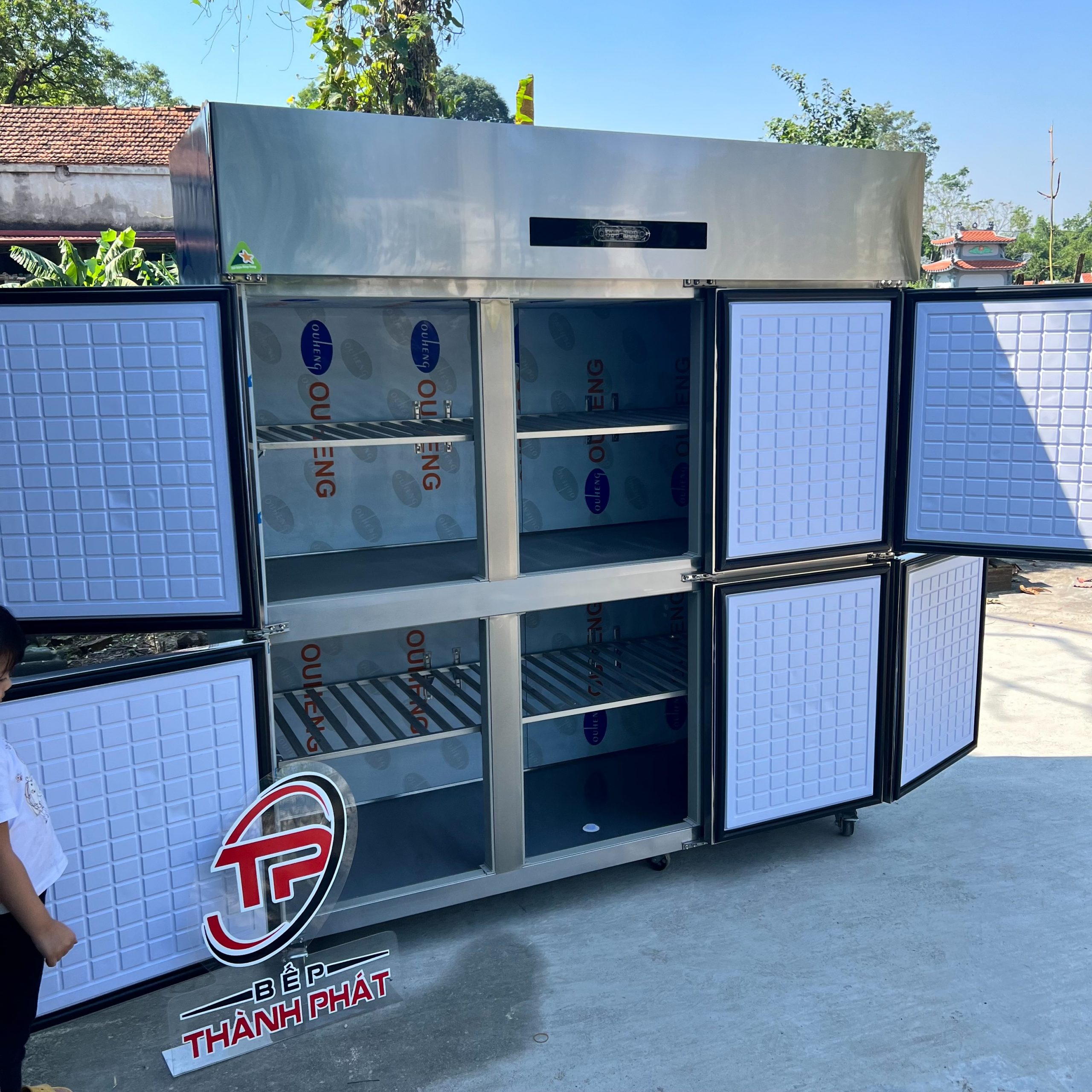 tủ đông 6 cánh lạnh trực tiếp Thành Phát 3 tủ đông 6 cánh lạnh trực tiếp Thành Phát 3