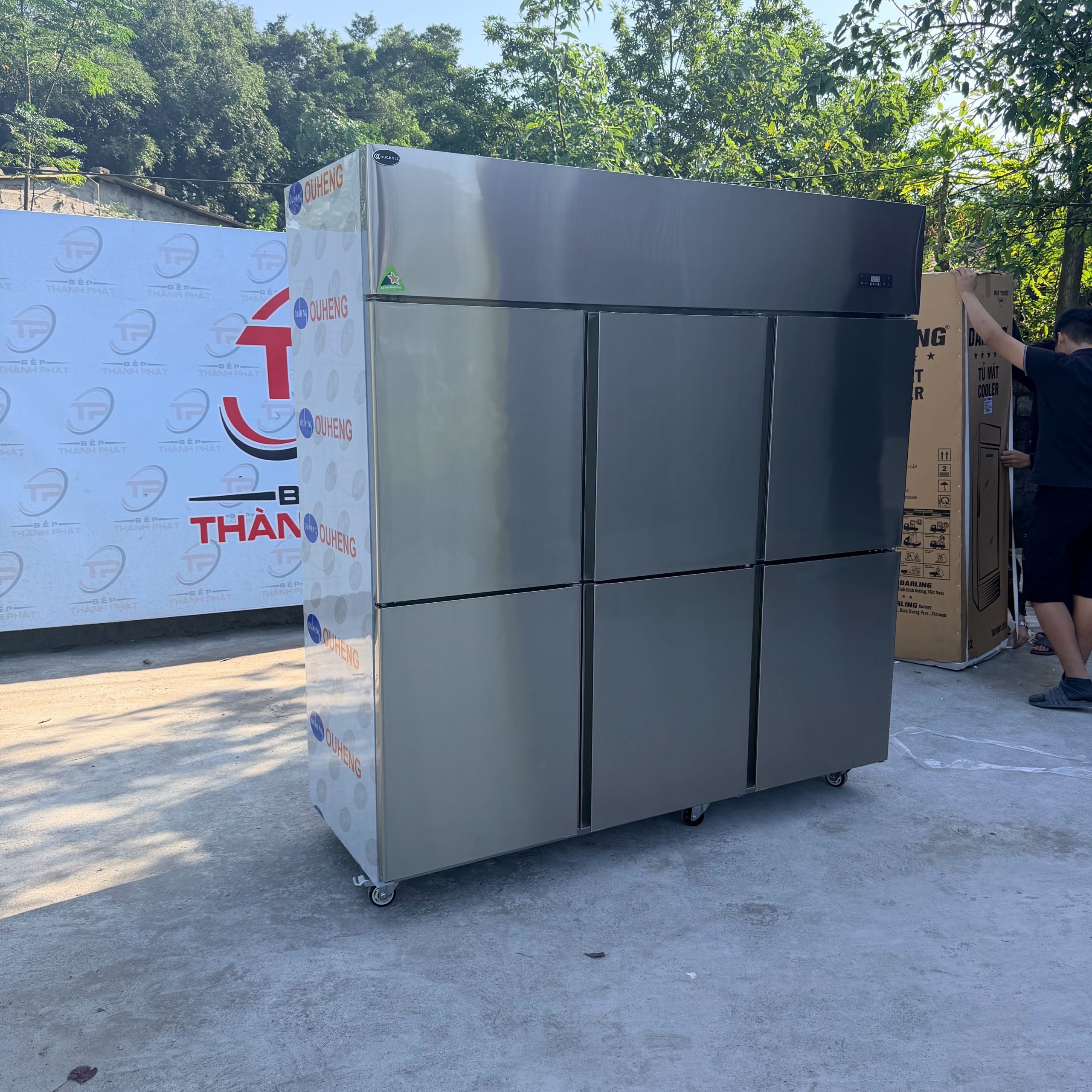 tủ đông 6 cánh quạt gió Thành Phát 2 tủ đông 6 cánh quạt gió Thành Phát 2