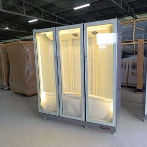 Tủ lạnh 3 cánh kính màu xám