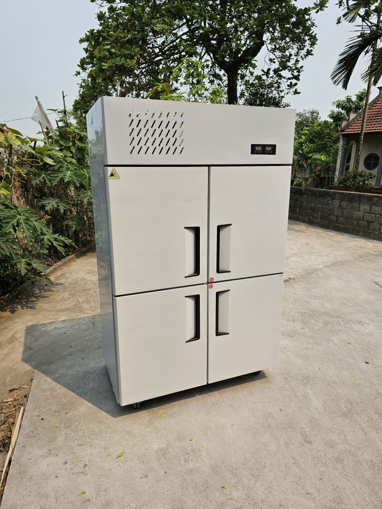 Tủ đông 4 cánh inox 
